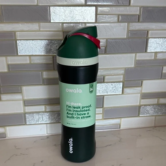 Owala Starbucks Holiday 24oz Free Sip Insulated Water Bottle New
